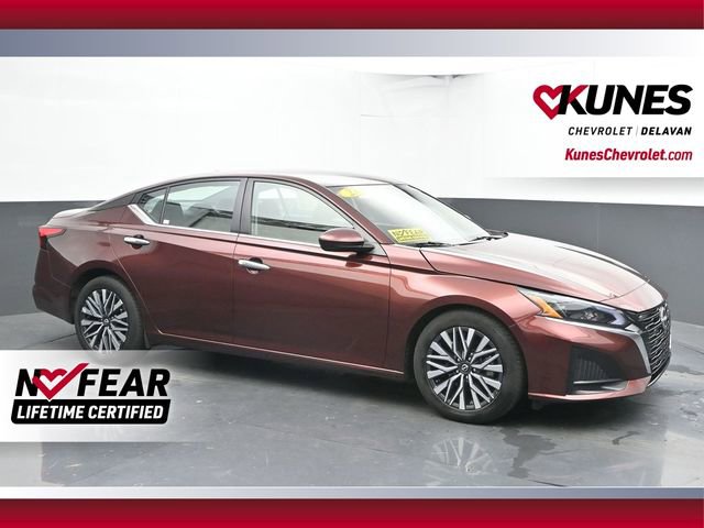 2023 Nissan Altima SV