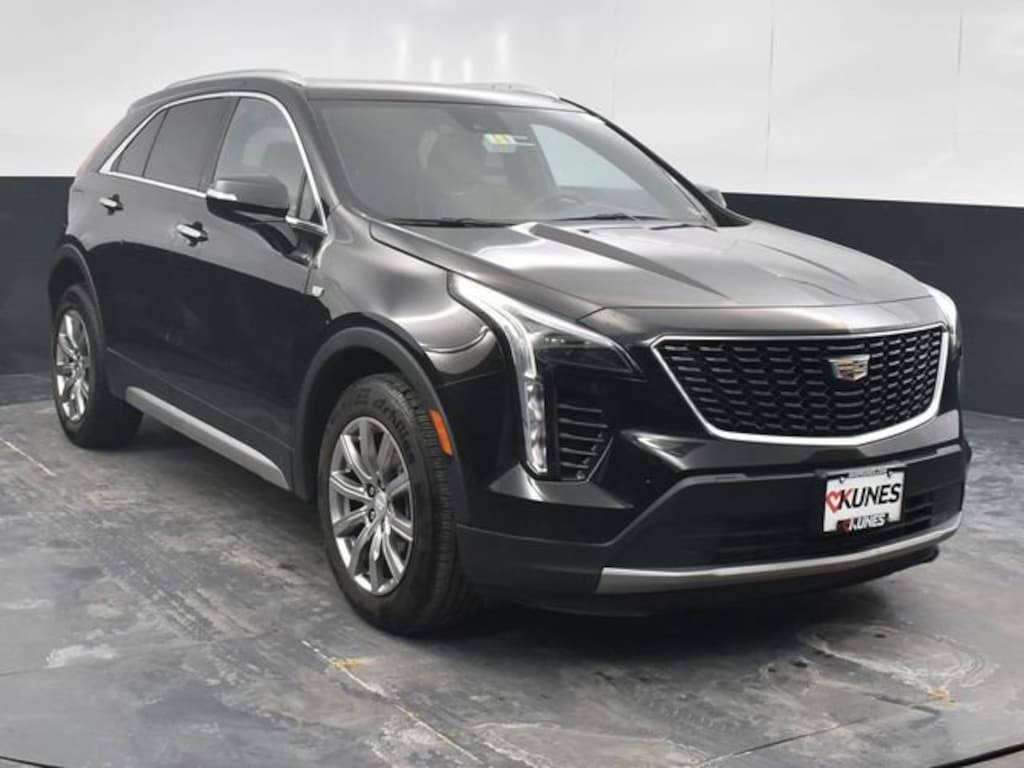 Used 2023 CADILLAC XT4 Premium Luxury SUV