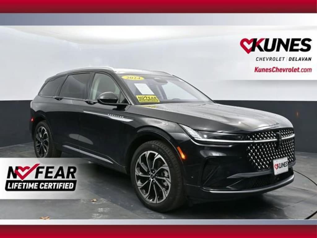 Used 2024 Lincoln Nautilus Reserve