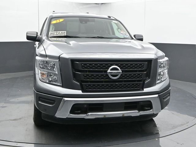 2021 Nissan Titan SV photo 3