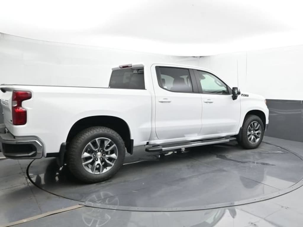 New 2026 Chevrolet Silverado 1500 LT Truck
