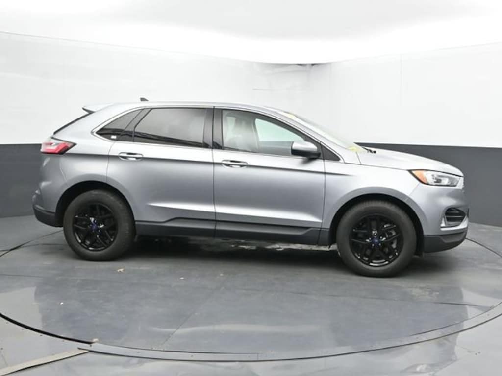Used 2021 Ford Edge SEL