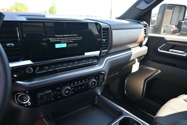 2026 Chevrolet Silverado 3500HD High Country - Photo 23