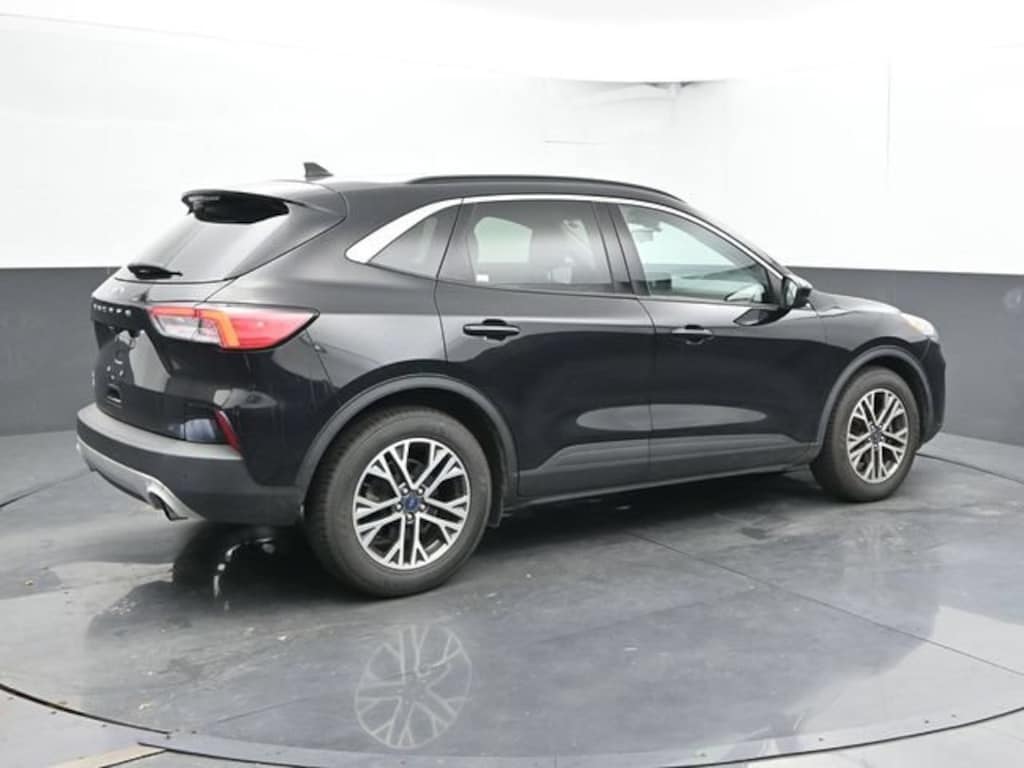 Used 2021 Ford Escape SEL