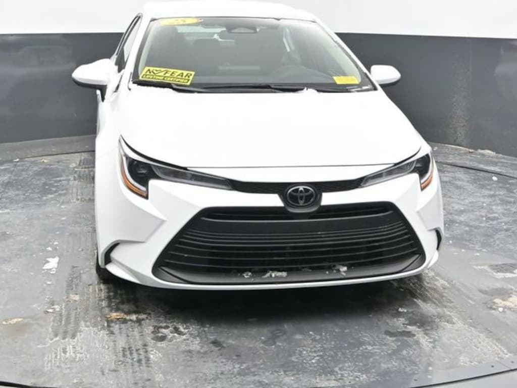 Used 2025 Toyota Corolla LE