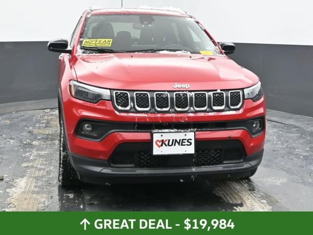 Used 2024 Jeep Compass Latitude