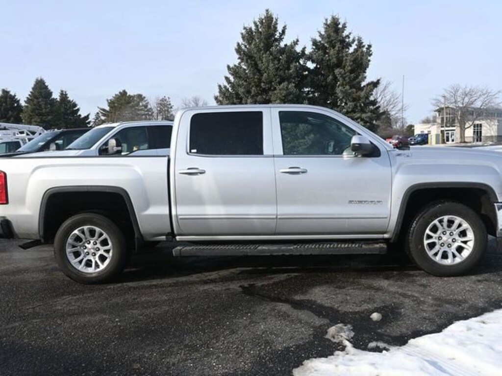 Used 2017 GMC Sierra 1500 SLE Truck