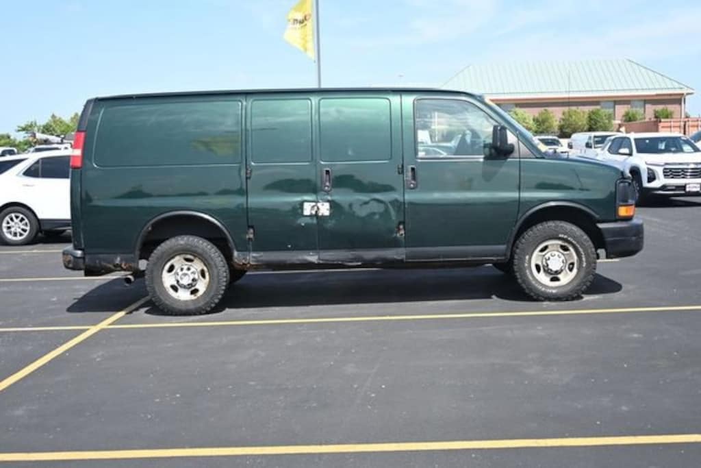 Used 2009 GMC Savana Cargo 3500 Van
