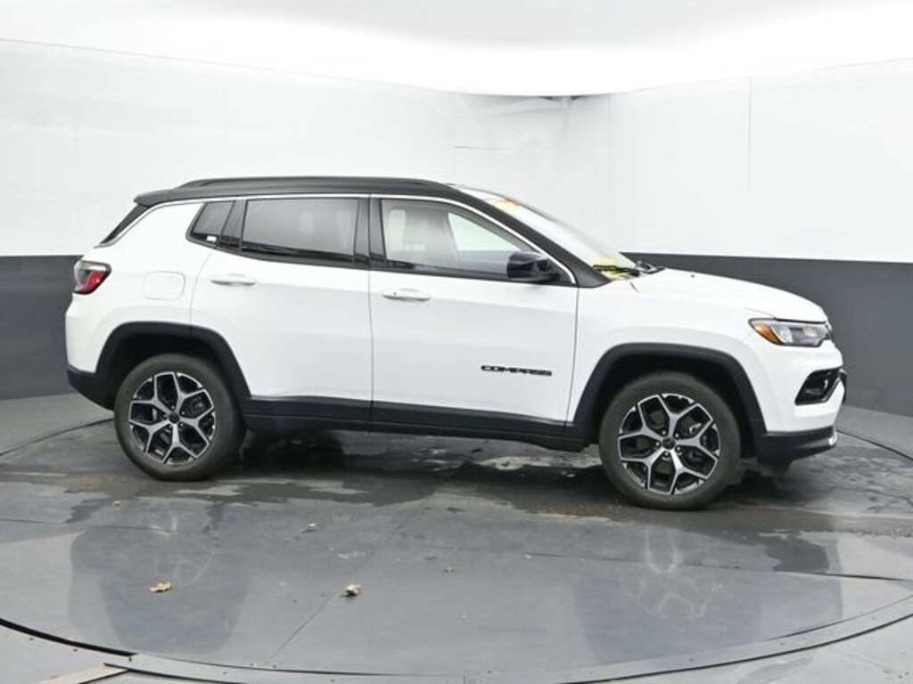 Used 2025 Jeep Compass Limited