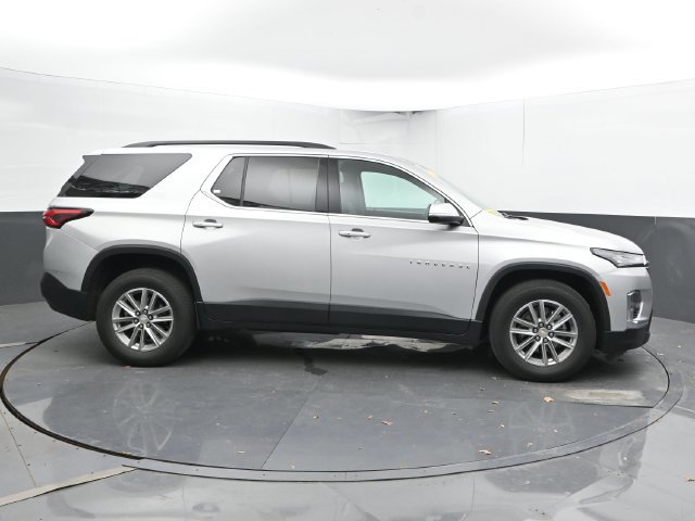 Used 2022 Chevrolet Traverse LT Cloth SUV