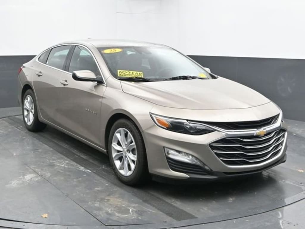Used 2025 Chevrolet Malibu 1LT Car