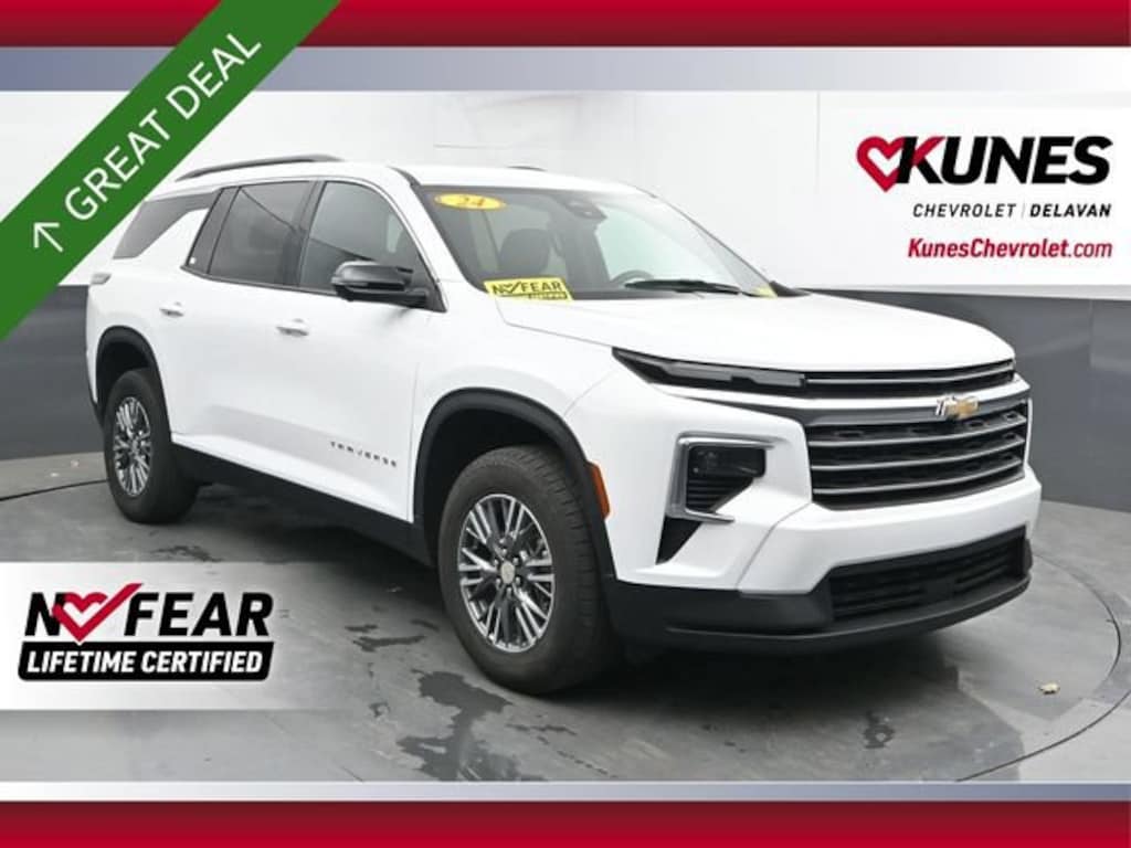 Used 2024 Chevrolet Traverse LT SUV