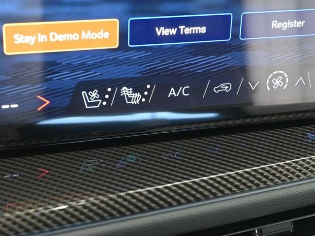 2026 Chevrolet Traverse High Country - Photo 26