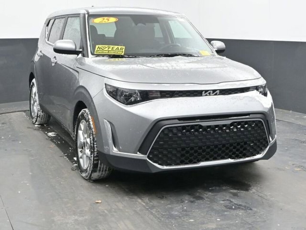Used 2025 Kia Soul LX
