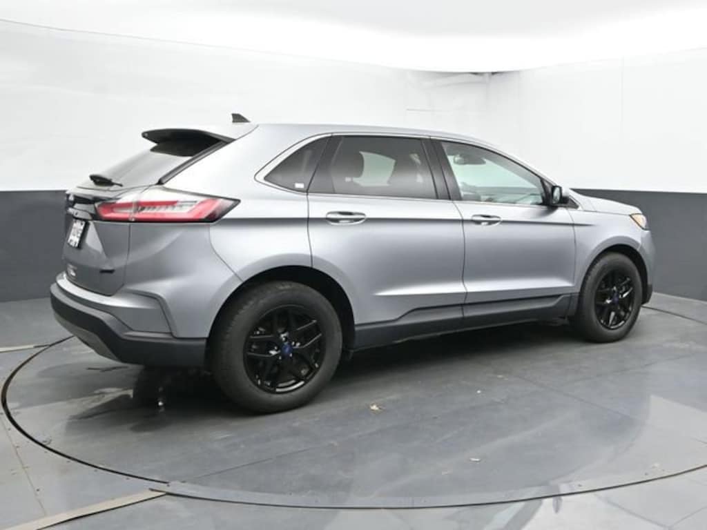 Used 2021 Ford Edge SEL