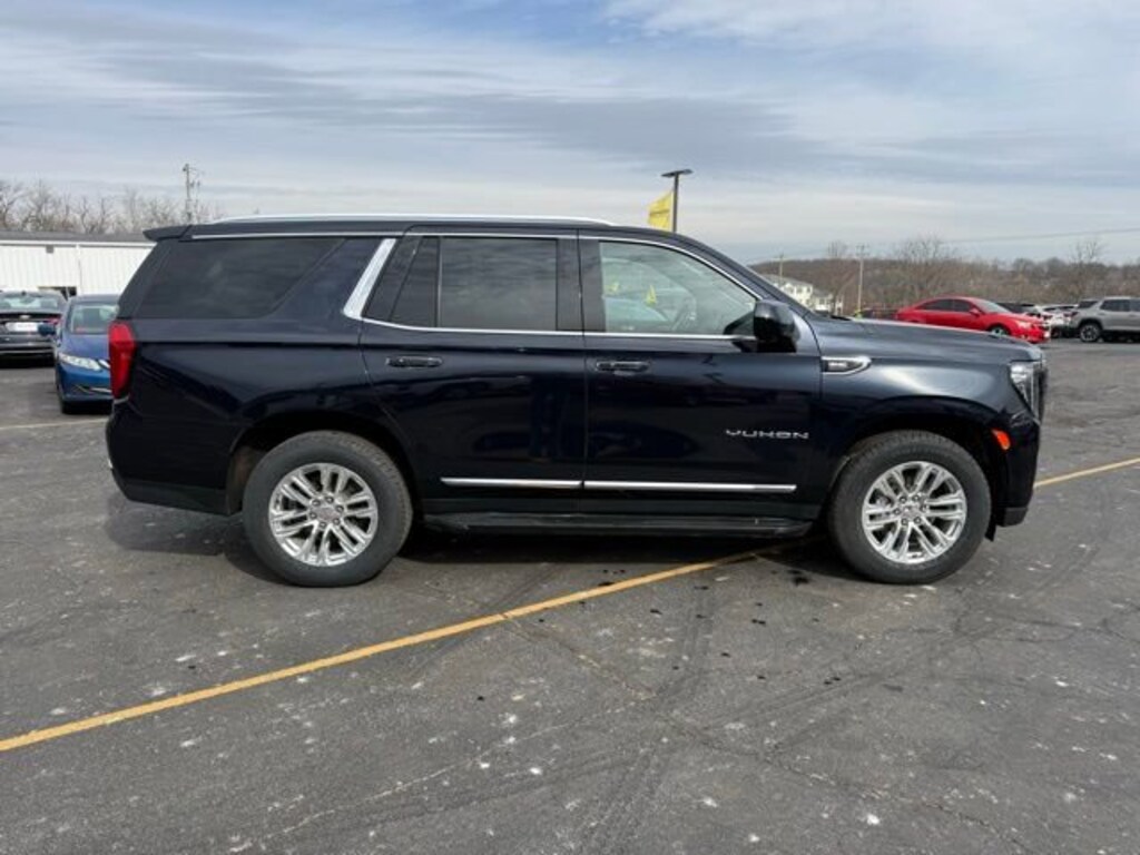 Used 2022 GMC Yukon SLT SUV