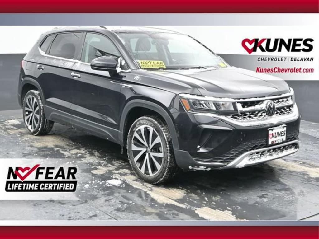 Used 2024 Volkswagen Taos SE