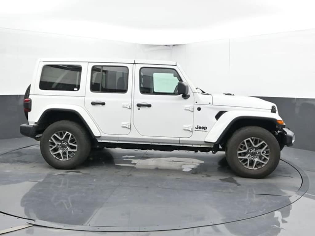 Used 2025 Jeep Wrangler Sahara