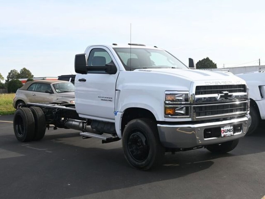 New 2024 Chevrolet Silverado 5500 HD Work Truck Truck