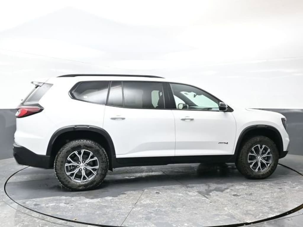 Used 2026 GMC Acadia AT4 SUV