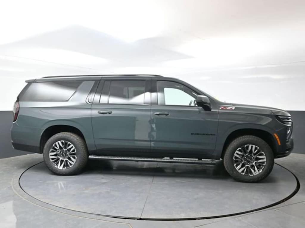 New 2026 Chevrolet Suburban Z71 SUV