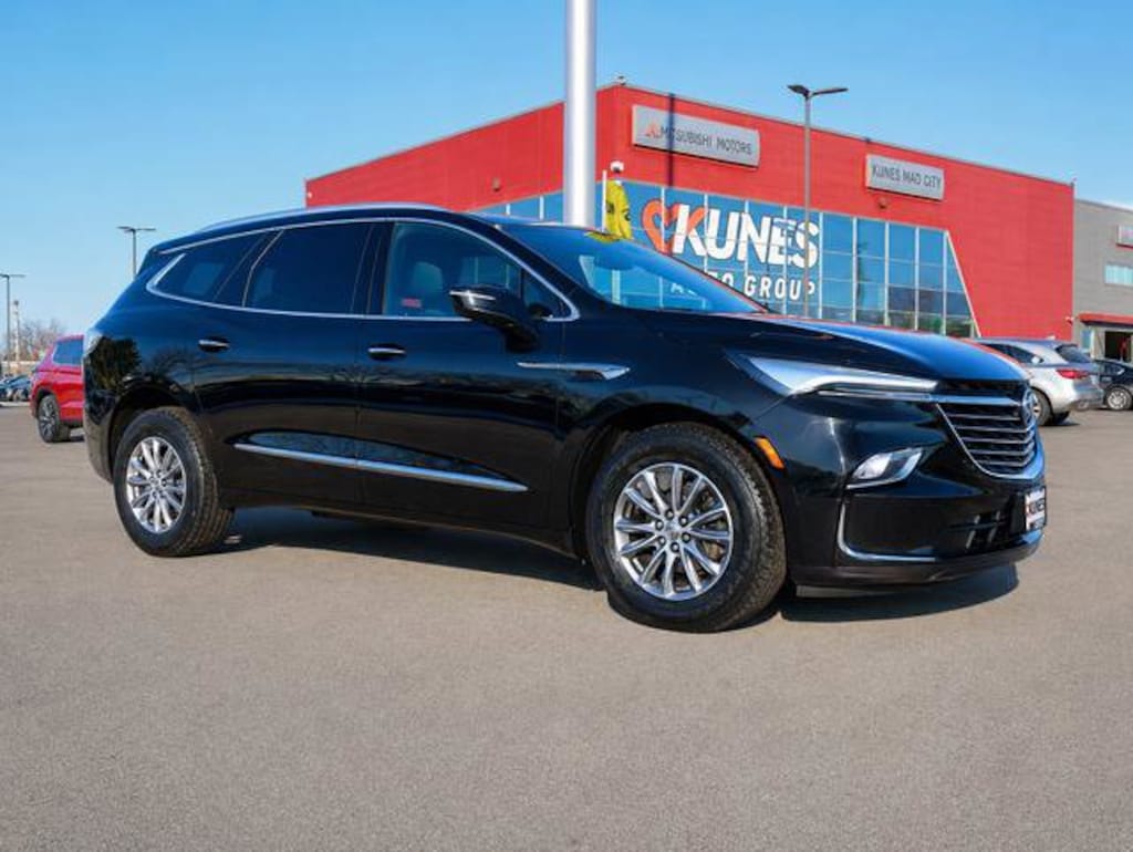 Used 2023 Buick Enclave Essence SUV