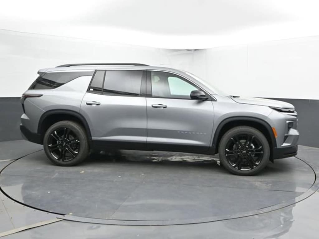 New 2026 Chevrolet Traverse LT SUV