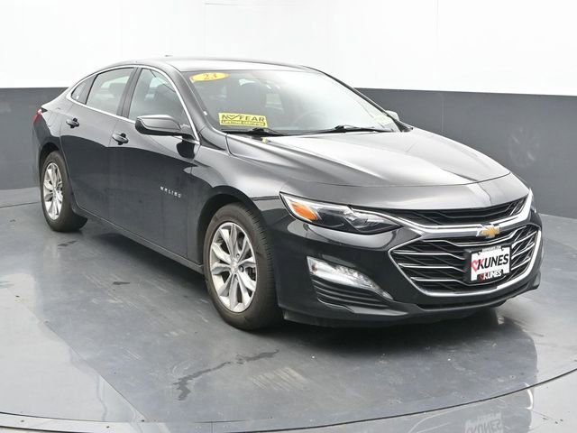 2023 Chevrolet Malibu 1LT photo 2
