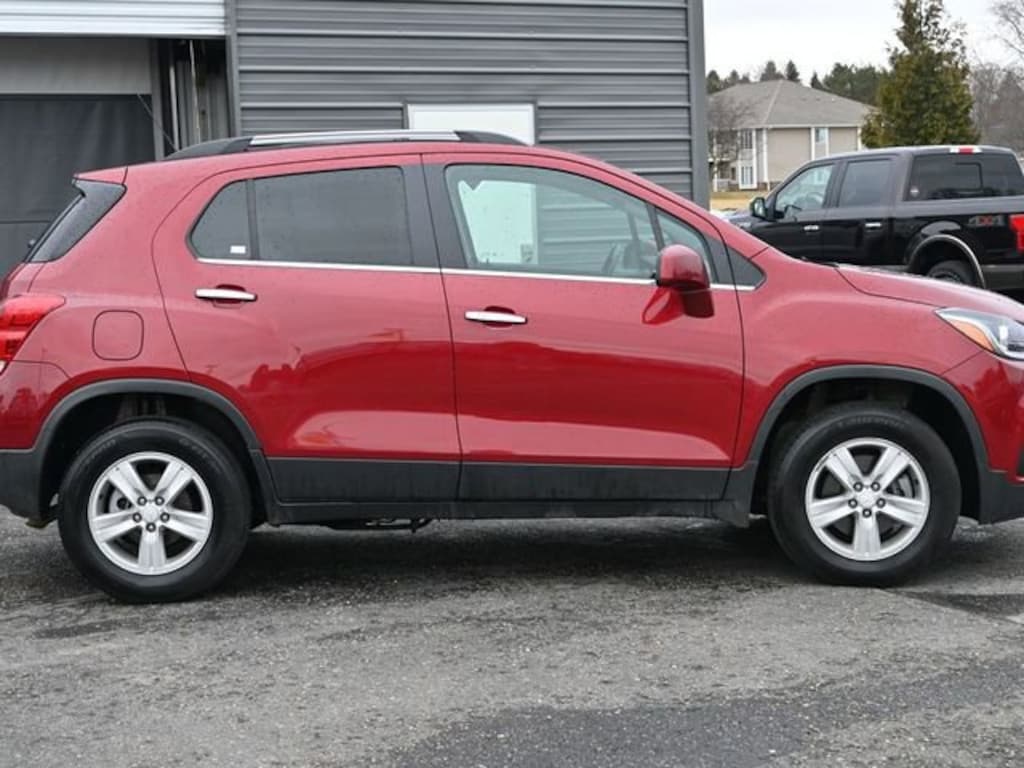 Used 2020 Chevrolet Trax LT SUV