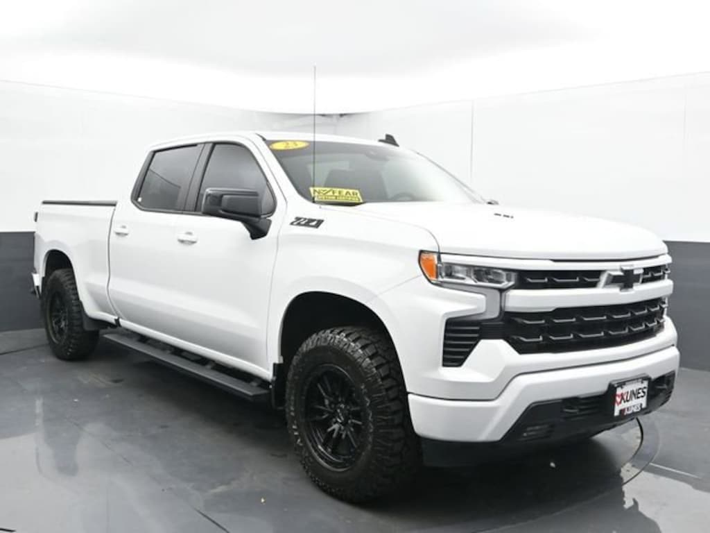 Used 2023 Chevrolet Silverado 1500 RST Truck