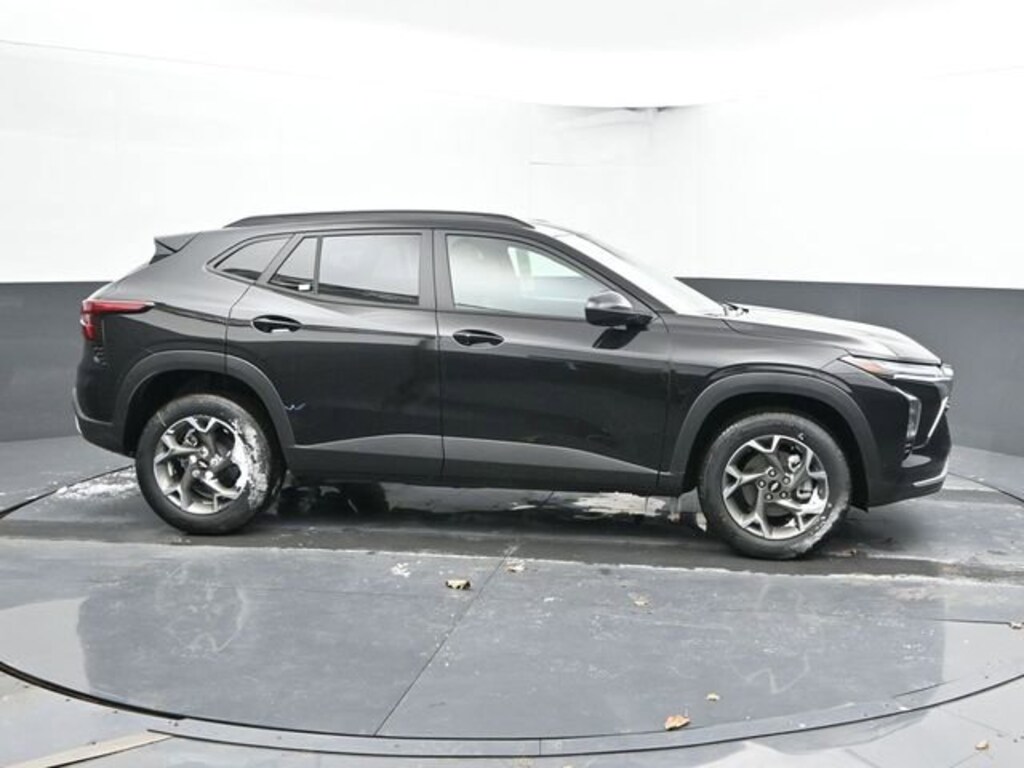 New 2026 Chevrolet Trax LT SUV