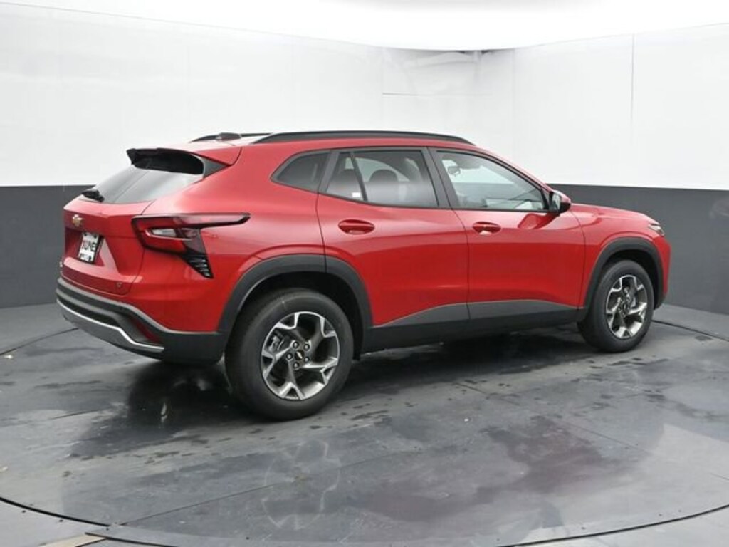 New 2026 Chevrolet Trax LT SUV