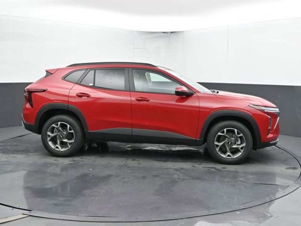 New 2026 Chevrolet Trax LT SUV