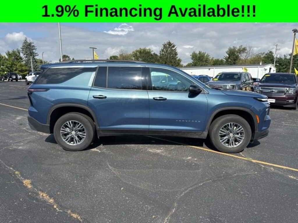 New 2025 Chevrolet Traverse LT SUV