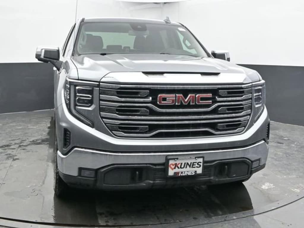 Used 2025 GMC Sierra 1500 SLT Truck