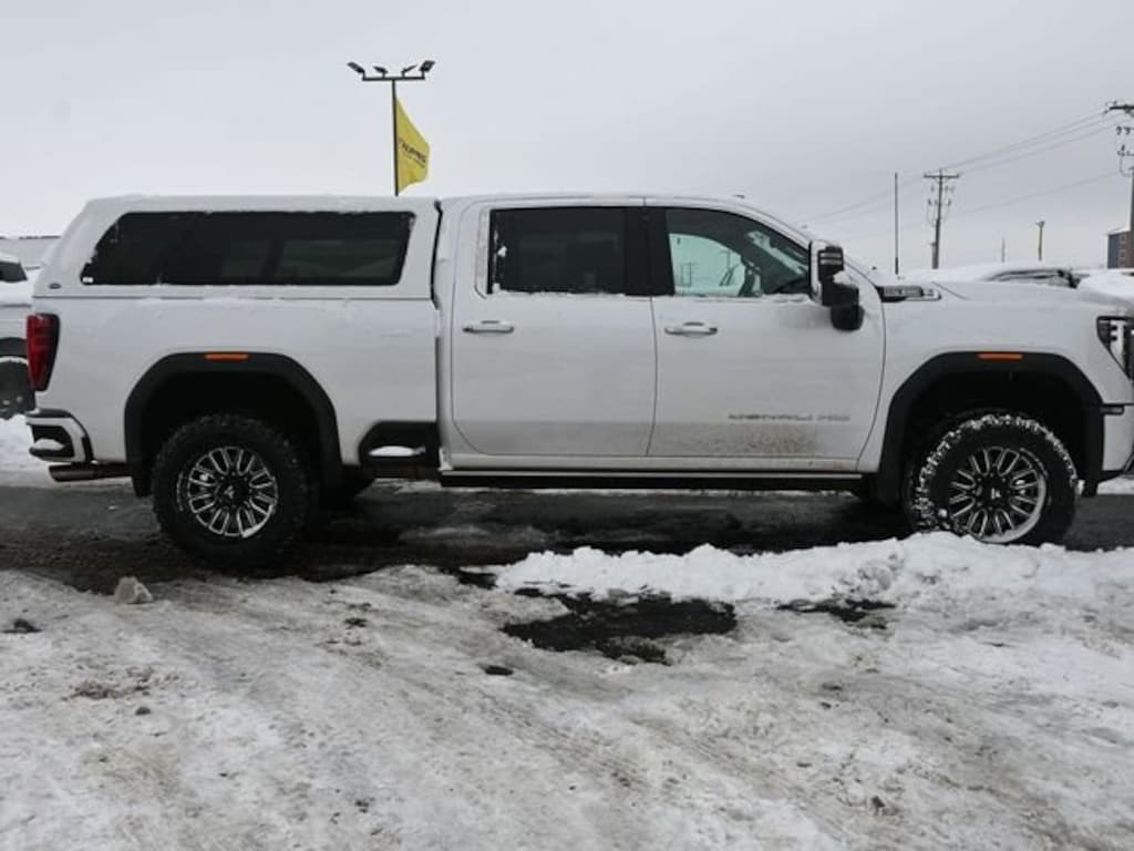 Used 2024 GMC Sierra 2500 HD Denali Truck