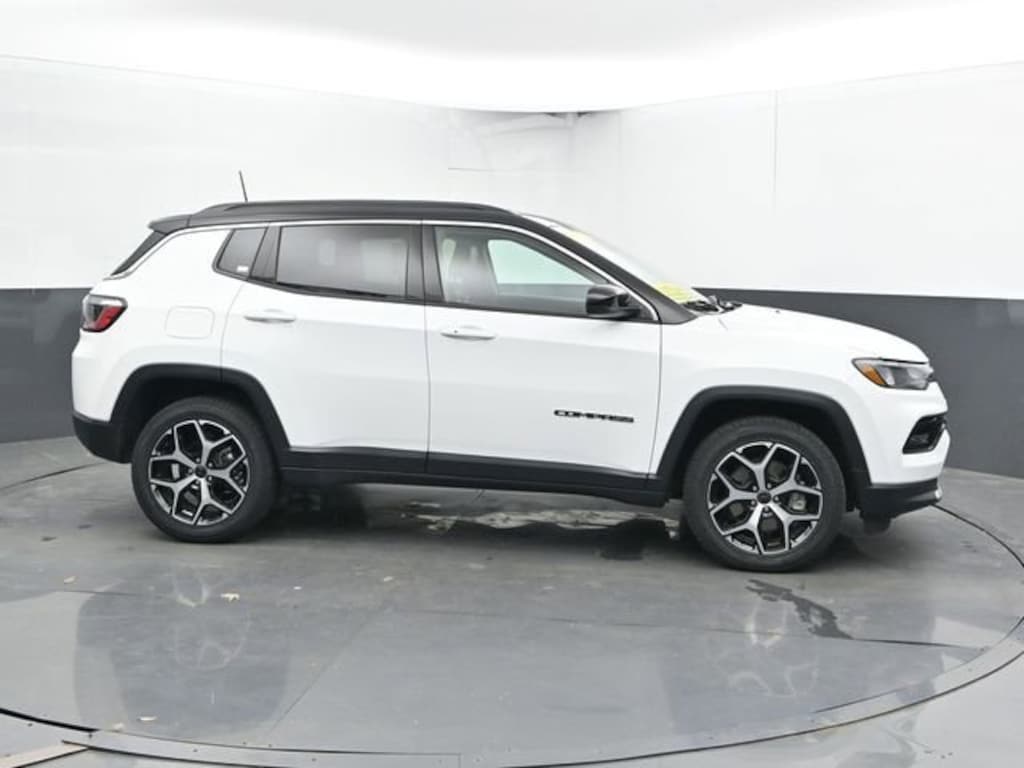 Used 2025 Jeep Compass Limited