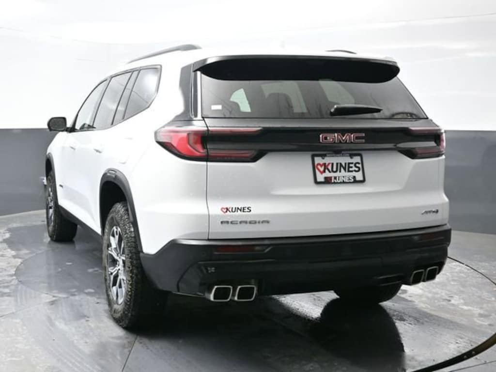Used 2026 GMC Acadia AT4 SUV