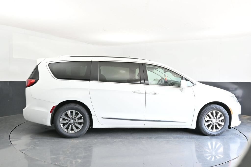 Used 2020 Chrysler Pacifica Touring L Plus