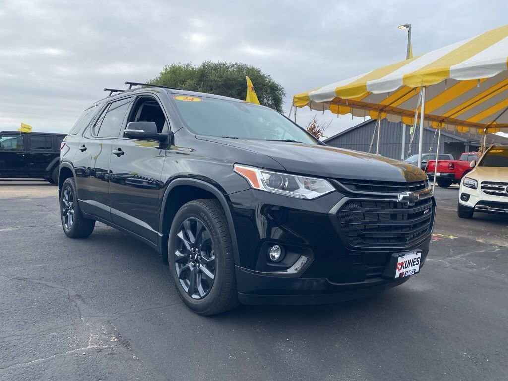 Used 2021 Chevrolet Traverse RS SUV
