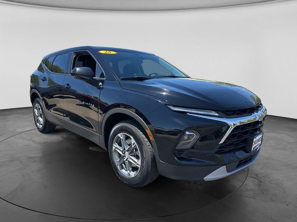 Used 2025 Chevrolet Blazer 2LT SUV