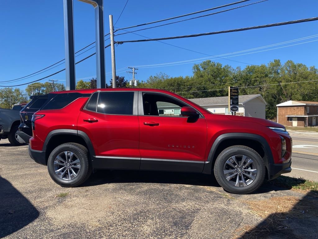 2026 Chevrolet Equinox LT photo 2