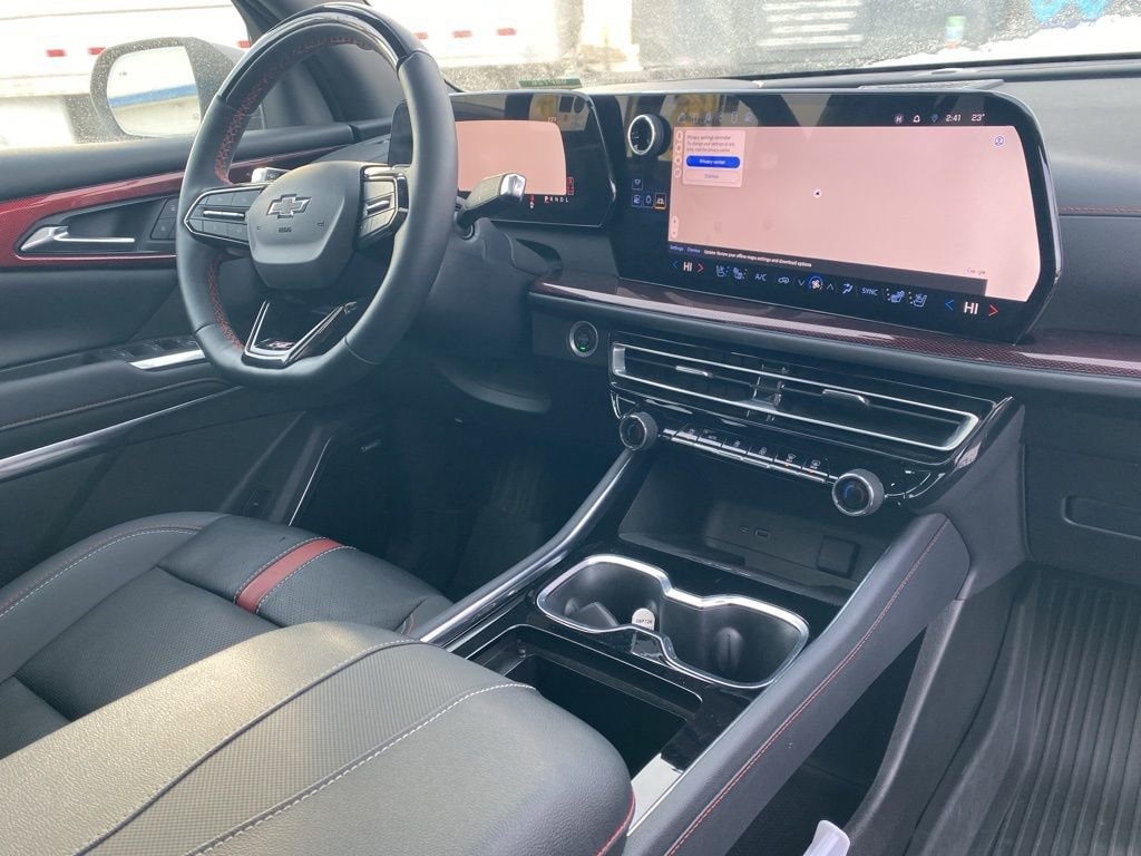 Used 2024 Chevrolet Traverse RS SUV