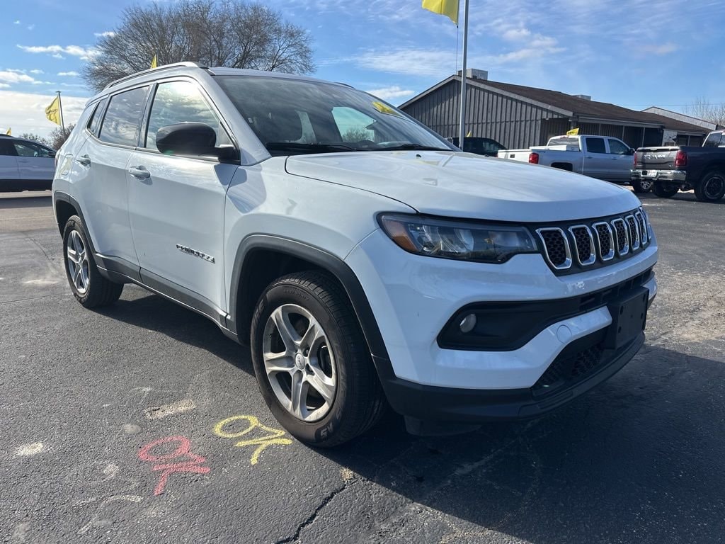 Used 2023 Jeep Compass Latitude