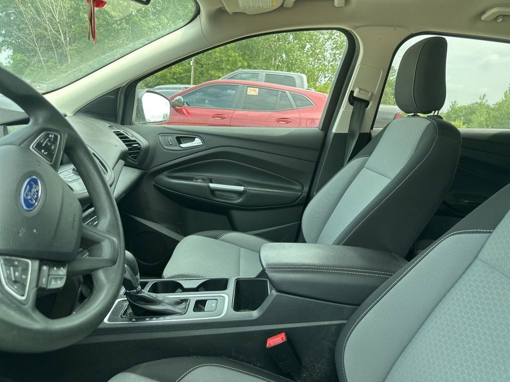 Used 2019 Ford Escape SE