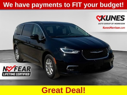 2024 Chrysler Pacifica Touring L