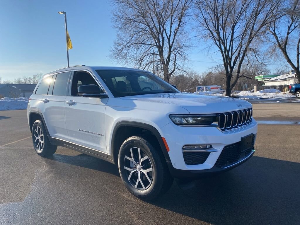 Used 2025 Jeep Grand Cherokee Limited