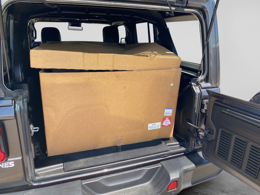 2021 Jeep Wrangler Unlimited Sahara Altitude - Photo 37