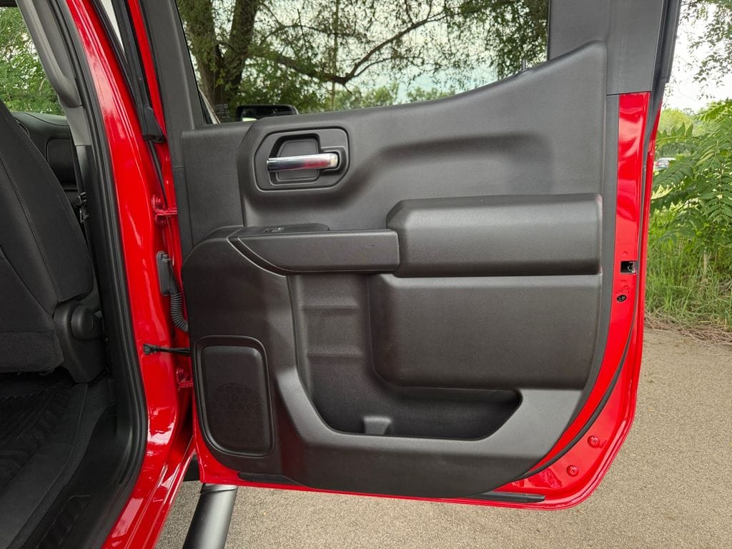2024 Chevrolet Silverado 1500 Custom - Photo 36