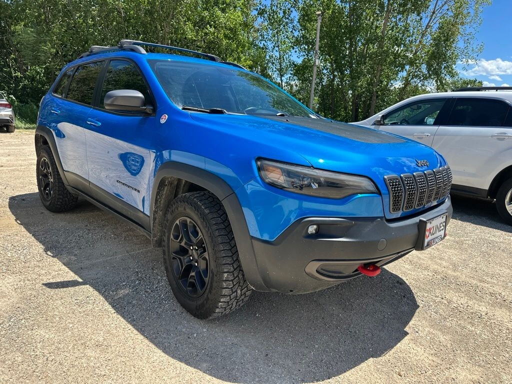 Used 2019 Jeep Cherokee Trailhawk SUV